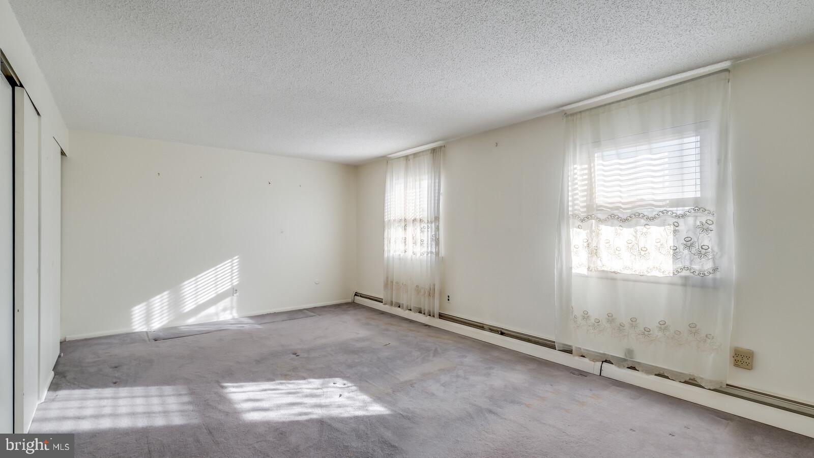 10832 East Keswick Road Philadelphia, PA 19154 - Photo 10 of 25 Gallery Image 10