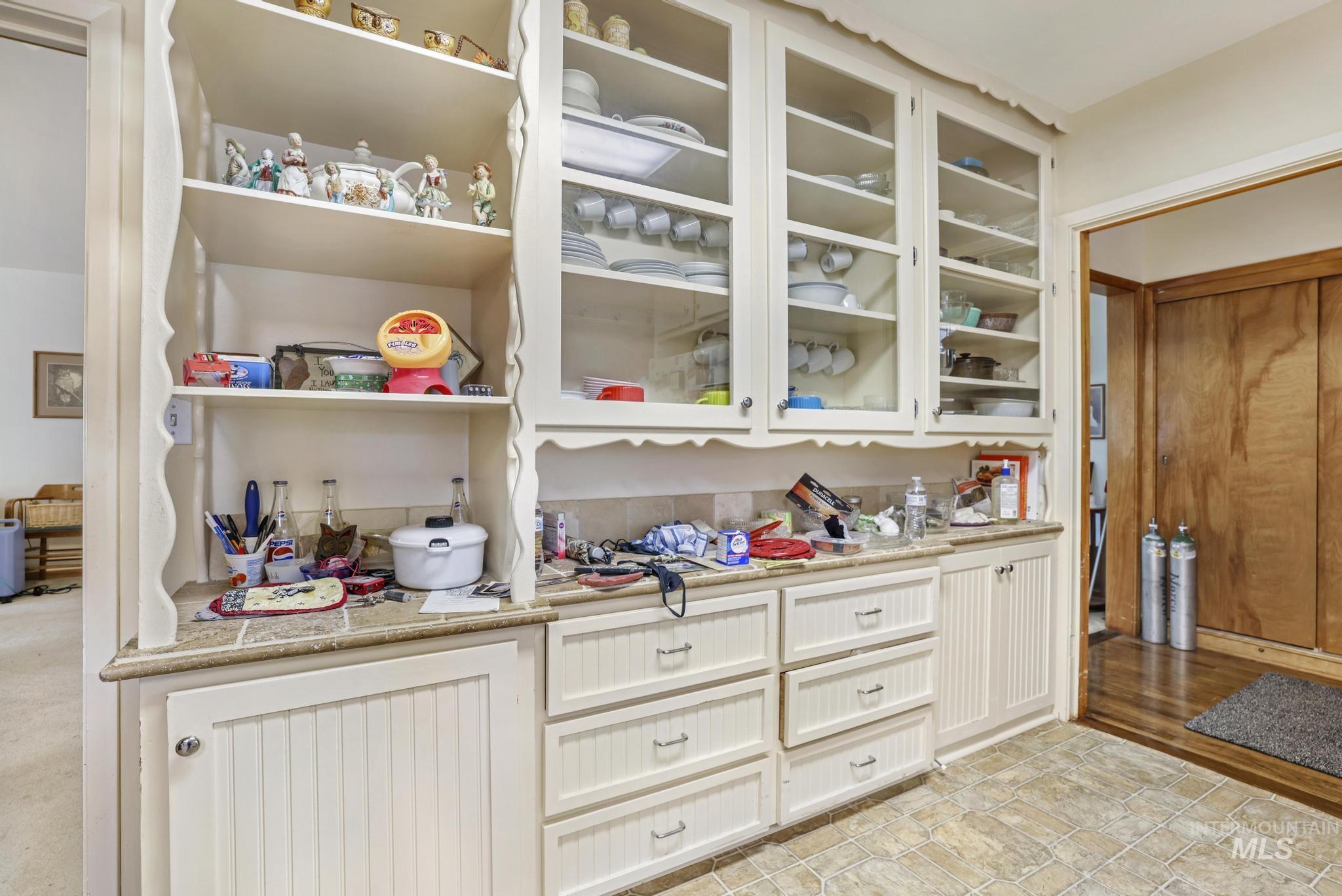 818 Union Avenue Filer, ID 83328 - Photo 4 of 20 View of storage area