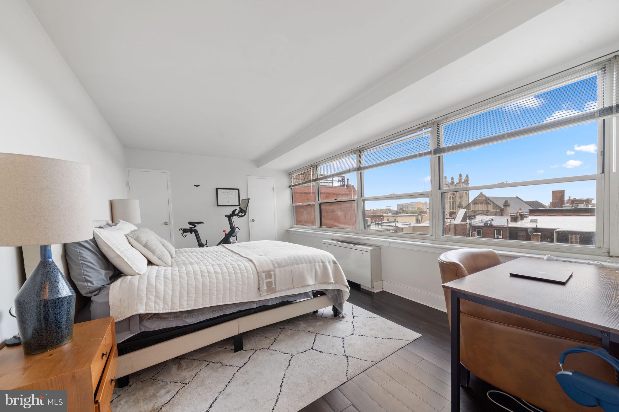 1810 Rittenhouse Square, Unit 610 Philadelphia, PA 19103 - Photo 13 of 32