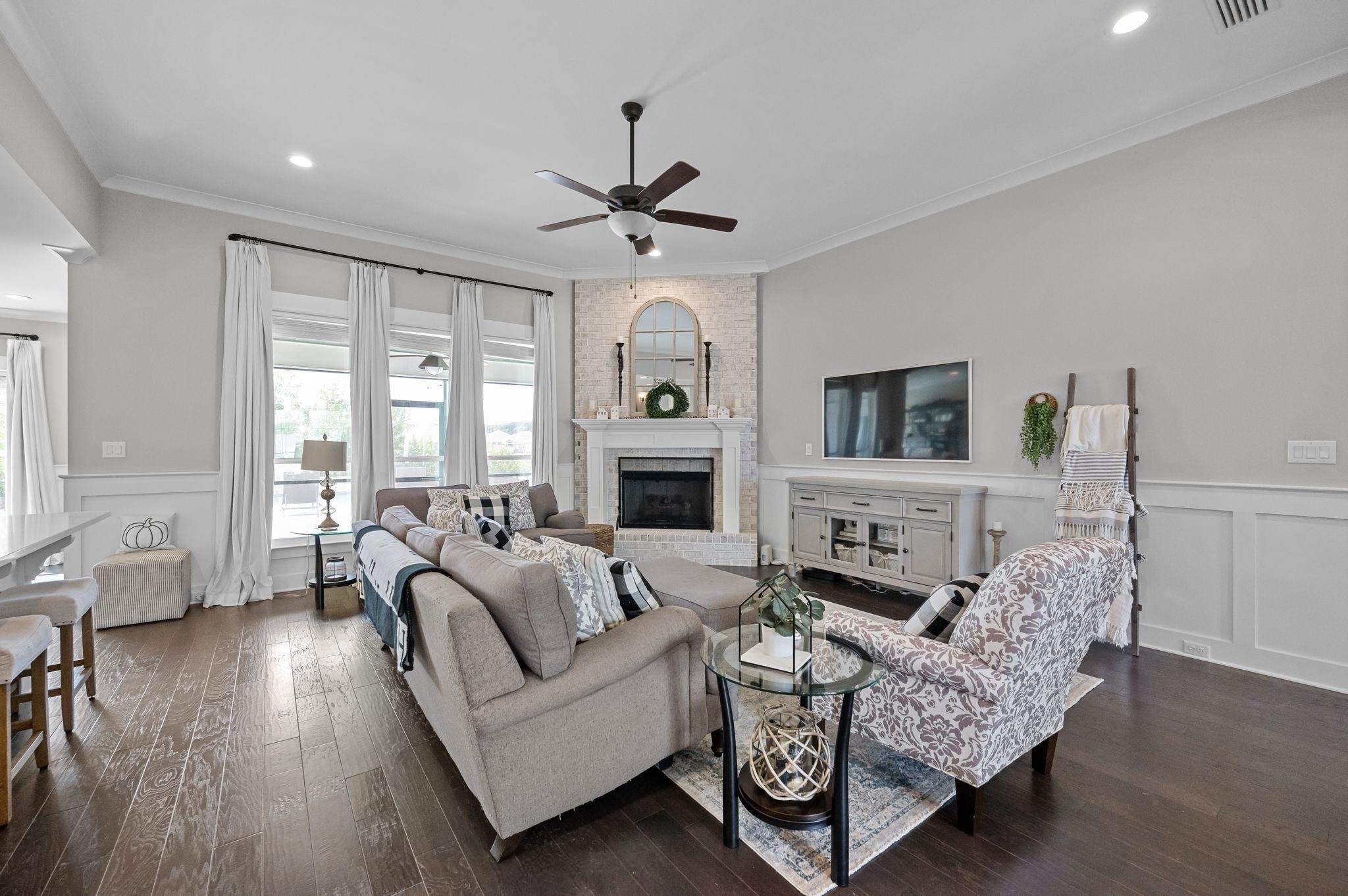457 Fortune Drive Fairhope, AL 36532 - Photo 13 of 78 Living Room