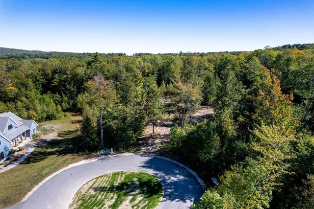 $249,500 | 17 Sedgewood Drive, Tuftonboro, NH 03816