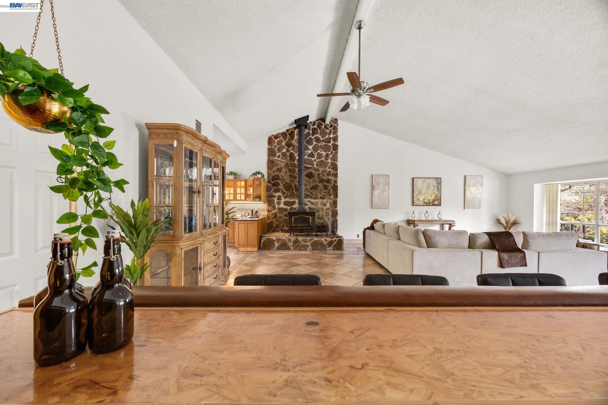 2857 Randall Way Hayward, CA 94541 - Photo 11 of 36