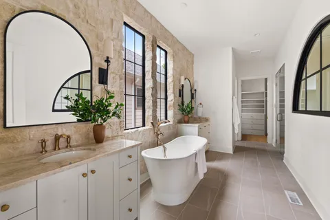 $2,189,900 | 705 South 12th Street, Nashville, TN 37206