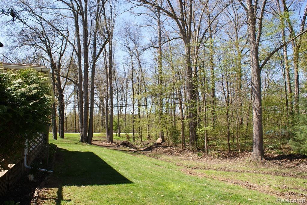 4200 Davison Road Lapeer, MI 48446 - Photo 16 of 60 DSC07061.jpg