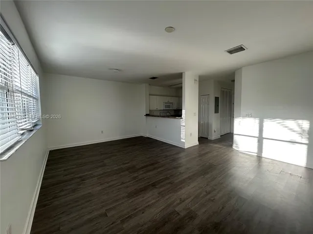 $2,175 | 1720 Northeast 33rd Avenue, Unit 2015, Homestead, FL 33033