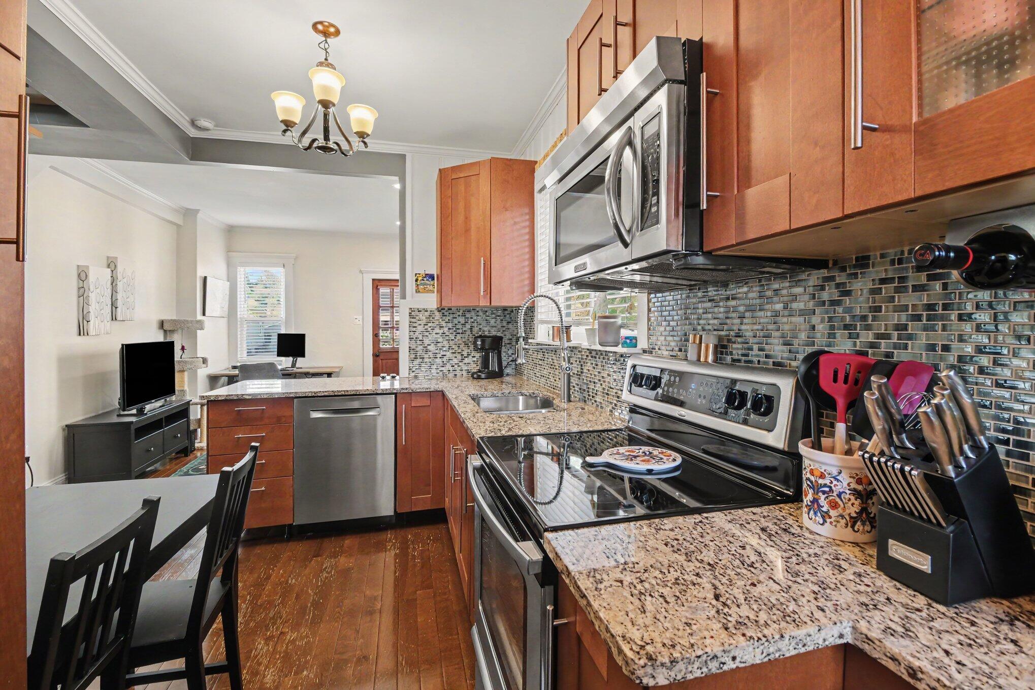 2190 Franklin Road Berkley, MI 48072 - Photo 9 of 26 013_file_3359