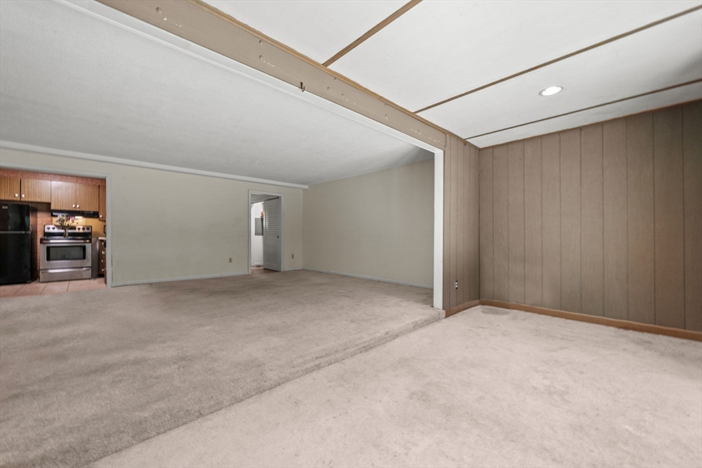 374 Great Road, Unit 11 Acton, MA 01720 - Photo 18 of 30