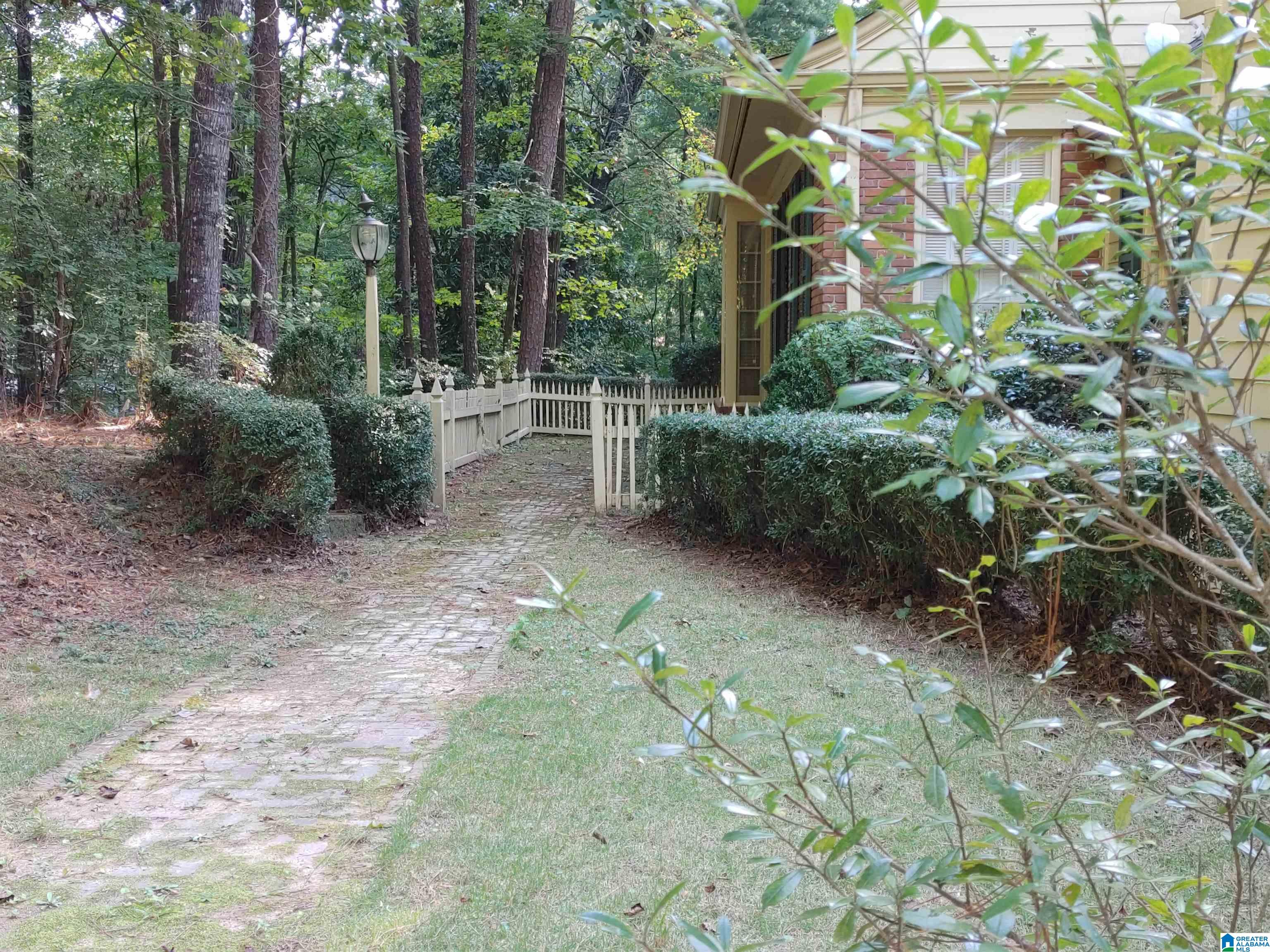 1 Oakland Road Sylacauga, AL 35150 - Photo 4 of 32