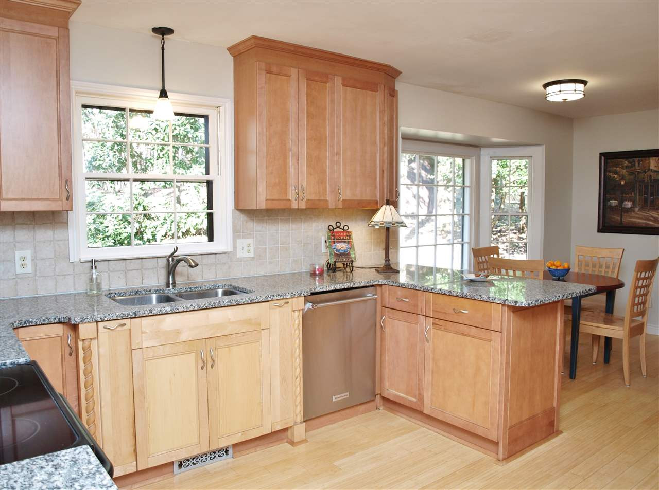 11621 Trottenham Street Raleigh, NC 27614 - Photo 7 of 30 Kitchen/Breakfast