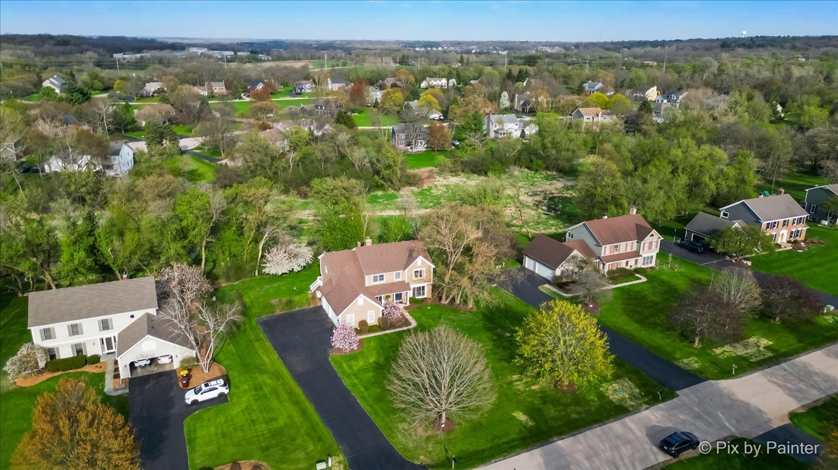 3910 Tecoma Drive Crystal Lake, IL 60012 - Photo 50 of 54 an aerial view of multiple house