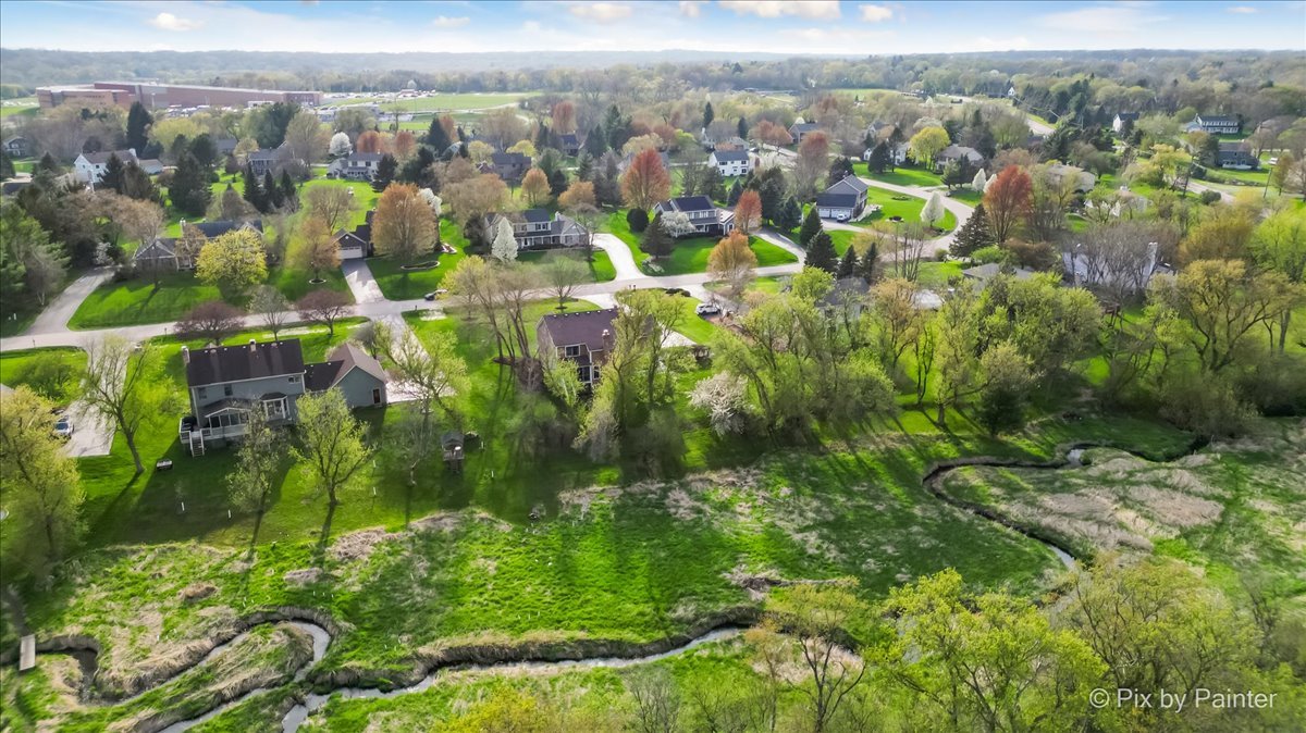 3910 Tecoma Drive Crystal Lake, IL 60012 - Photo 52 of 54 a view of a city