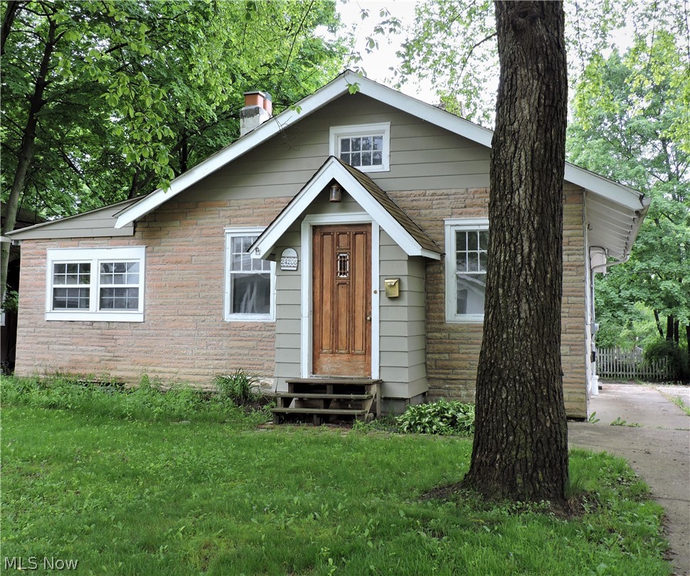 24208 Bruce Road Bay Village, OH 44140 - Photo 24 of 32