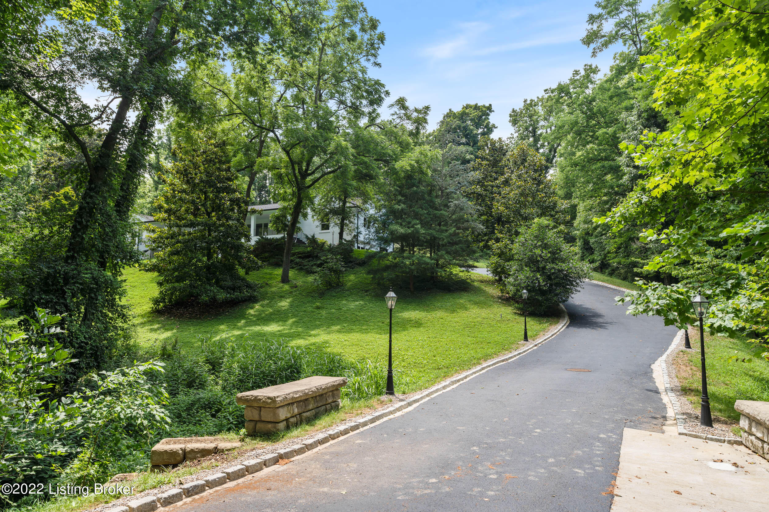 33 Arrowhead Road Louisville, KY 40207 - Photo 77 of 92 33 Arrowhead Rd-2-05