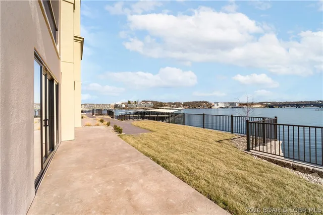$969,000 | 1184 Jeffries Road, Unit 118, Osage Beach, MO 65065