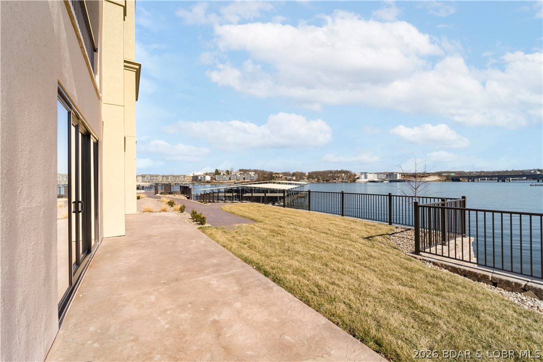 1184 Jeffries Road, Unit 118 Osage Beach, MO 65065 - Photo 5 of 61 Lower level unit with direct lake and pool access.