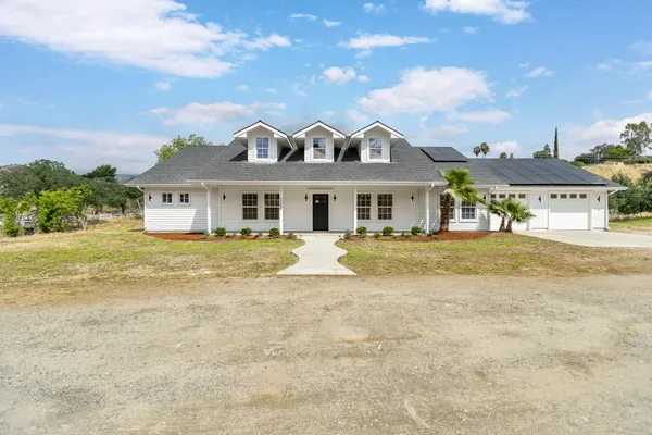 $599,000 | 32491 Pleasant Oak Drive, Springville, CA 93265
