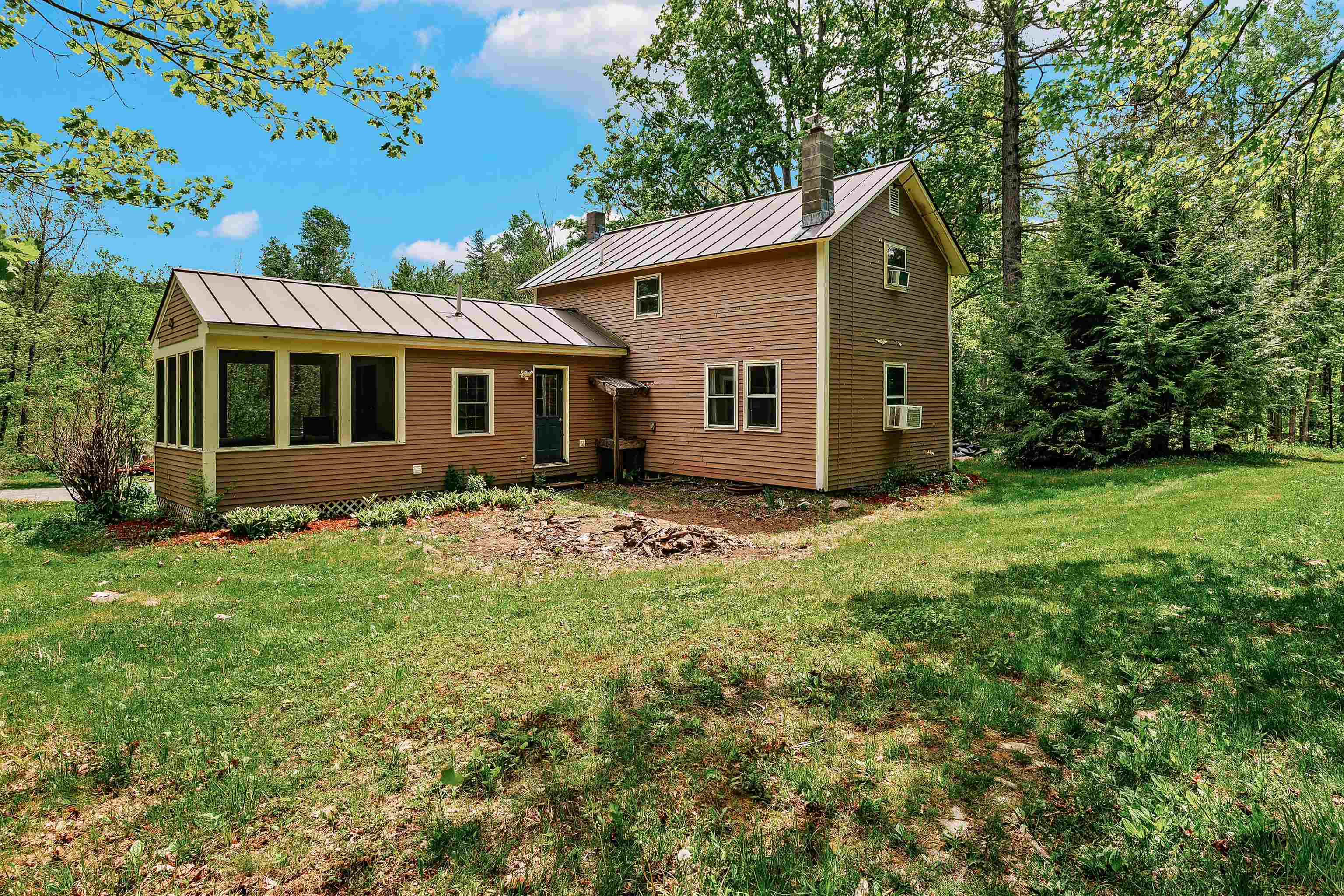 1757 Wildlife Road Hartford, VT 05001 - Photo 34 of 36