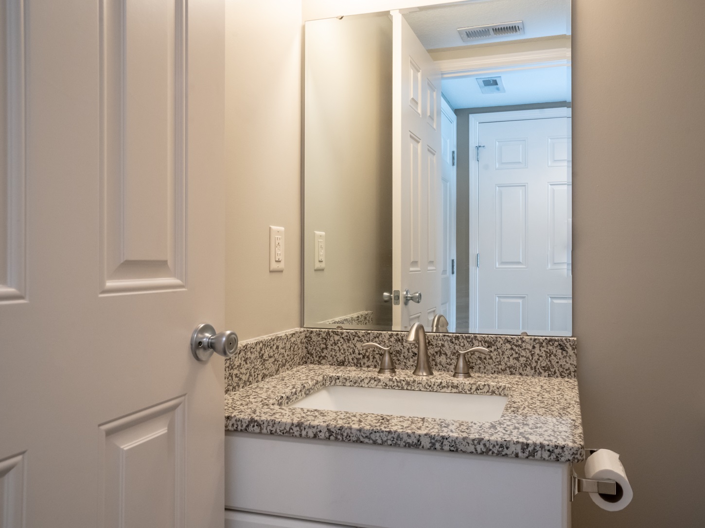 10029 Oak Trail Road Fort Wayne, IN 46825 - Photo 34 of 36 Gallery Image 34