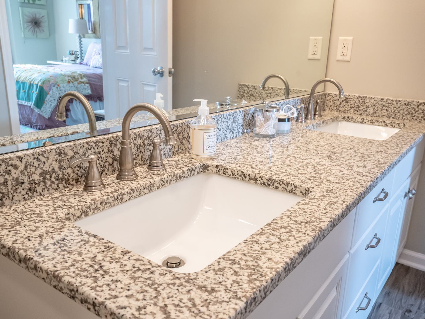 10029 Oak Trail Road Fort Wayne, IN 46825 - Photo 8 of 36 Gallery Image 8