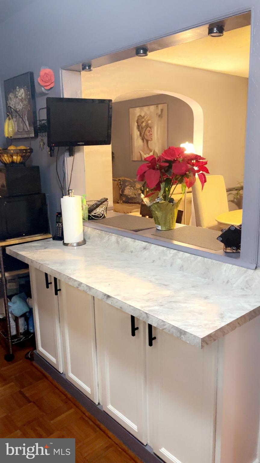 839 Lyndhurst Street Baltimore, MD 21229 - Photo 7 of 16