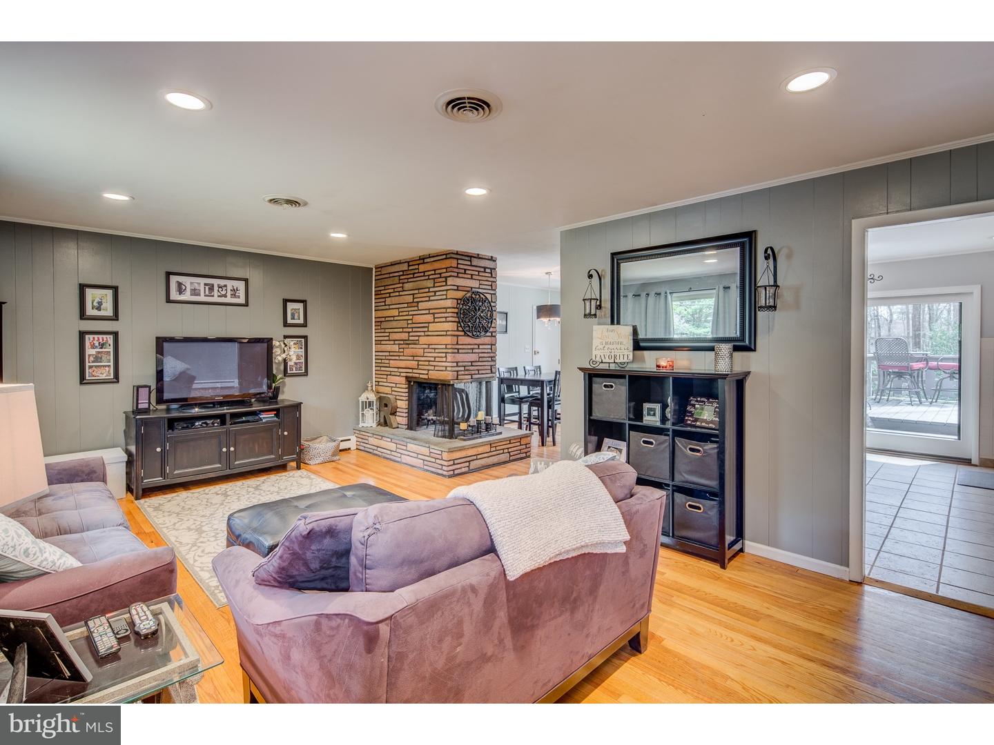 55 Taunton Road Medford, NJ 08055 - Photo 4 of 25
