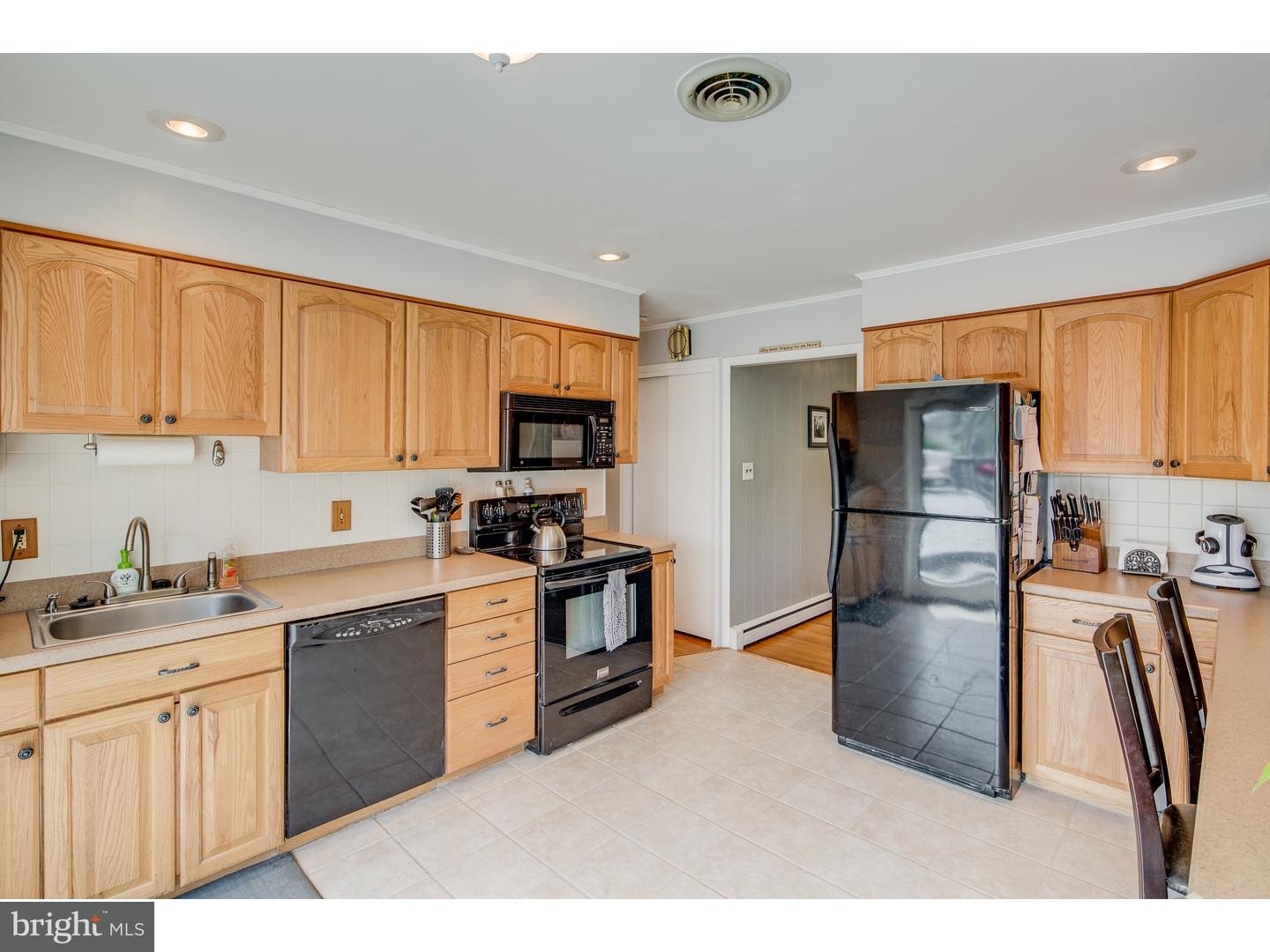 55 Taunton Road Medford, NJ 08055 - Photo 6 of 25
