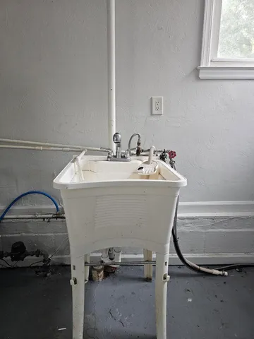 $168,500 | 22459 Daniels Street, St. Clair Shores, MI 48081