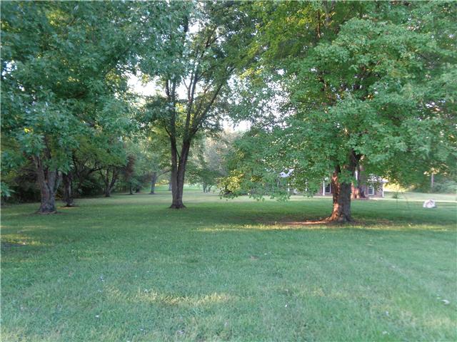 279 Chipman Road Bethpage, TN 37022 - Photo 4 of 19 Gallery Image 4
