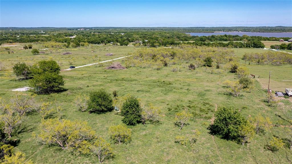 185 Triangle Road Valley View, TX 76272 - Photo 7 of 10 a view of lake view and mountain