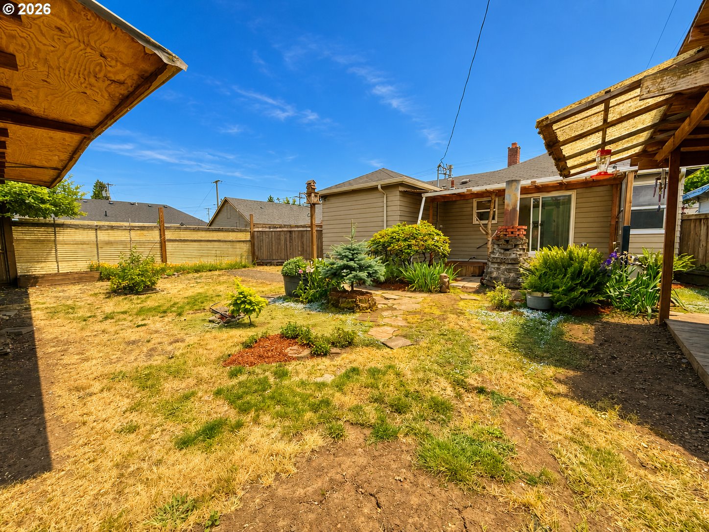 1664 Main Street Springfield, OR 97477 - Photo 15 of 17 Backyard
