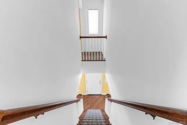 $900,000 | 155 Lake Shore Drive, Pleasantville, NY 10570