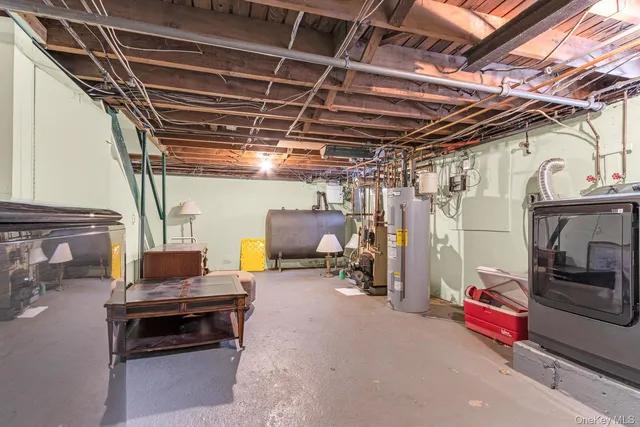 $900,000 | 155 Lake Shore Drive, Pleasantville, NY 10570