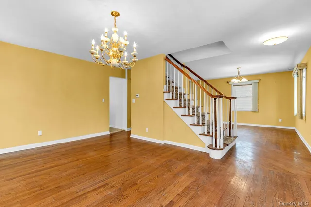 $900,000 | 155 Lake Shore Drive, Pleasantville, NY 10570