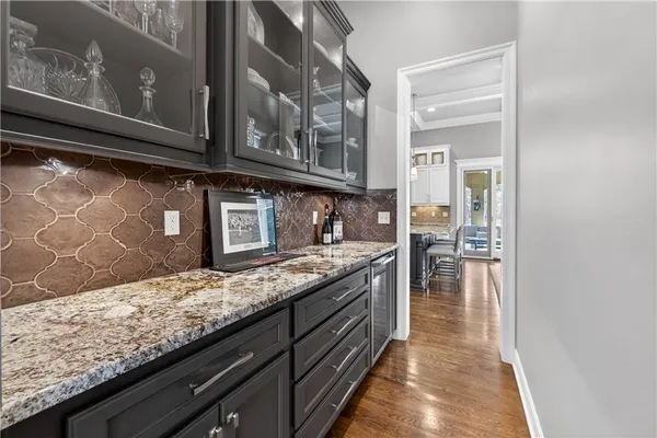 $1,250,000 | 16421 Barton Street, Overland Park, KS 66221