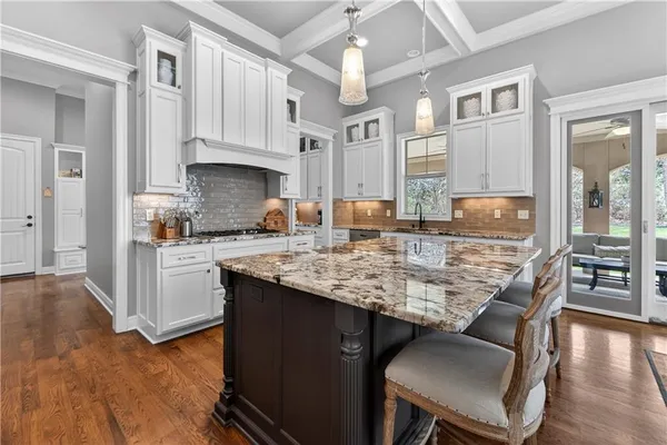 $1,250,000 | 16421 Barton Street, Overland Park, KS 66221
