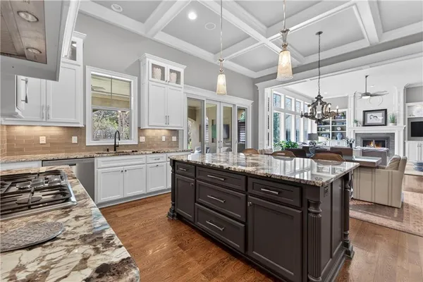 $1,250,000 | 16421 Barton Street, Overland Park, KS 66221