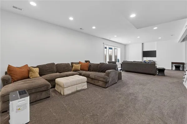 $1,250,000 | 16421 Barton Street, Overland Park, KS 66221
