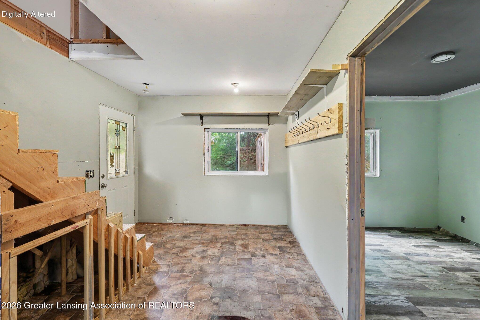 11837 Beech Road Brooklyn, MI 49230 - Photo 8 of 42 Foyer
