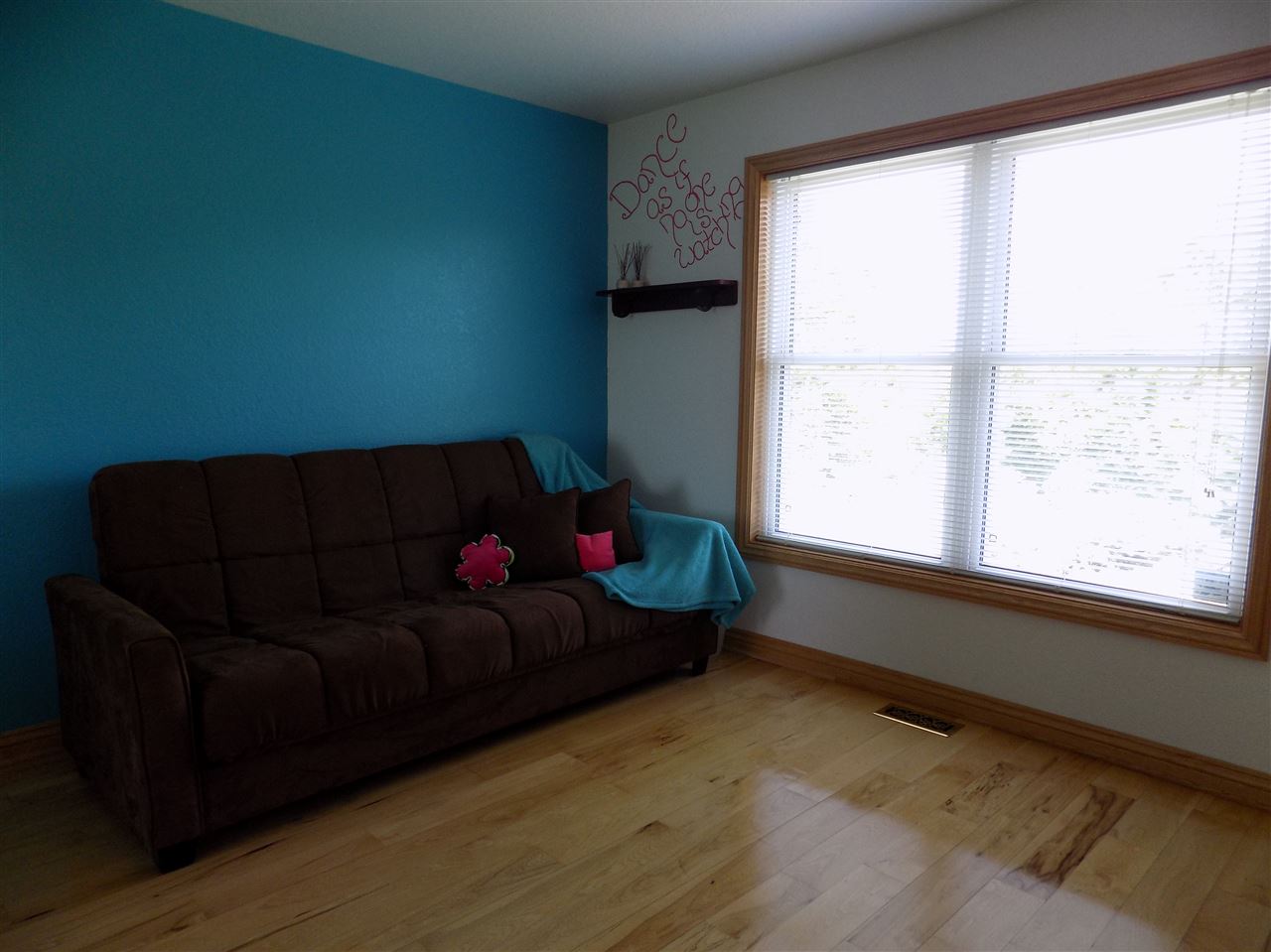 9645 North Green Road Farwell, MI 48622 - Photo 13 of 28 1866682-12.JPG