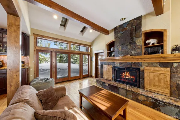 $1,795,000 | 2361 Tolteca Court, South Lake Tahoe, CA 96150