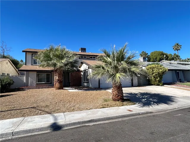 $2,350 | 5035 Meadow Grove Court, Las Vegas, NV 89120
