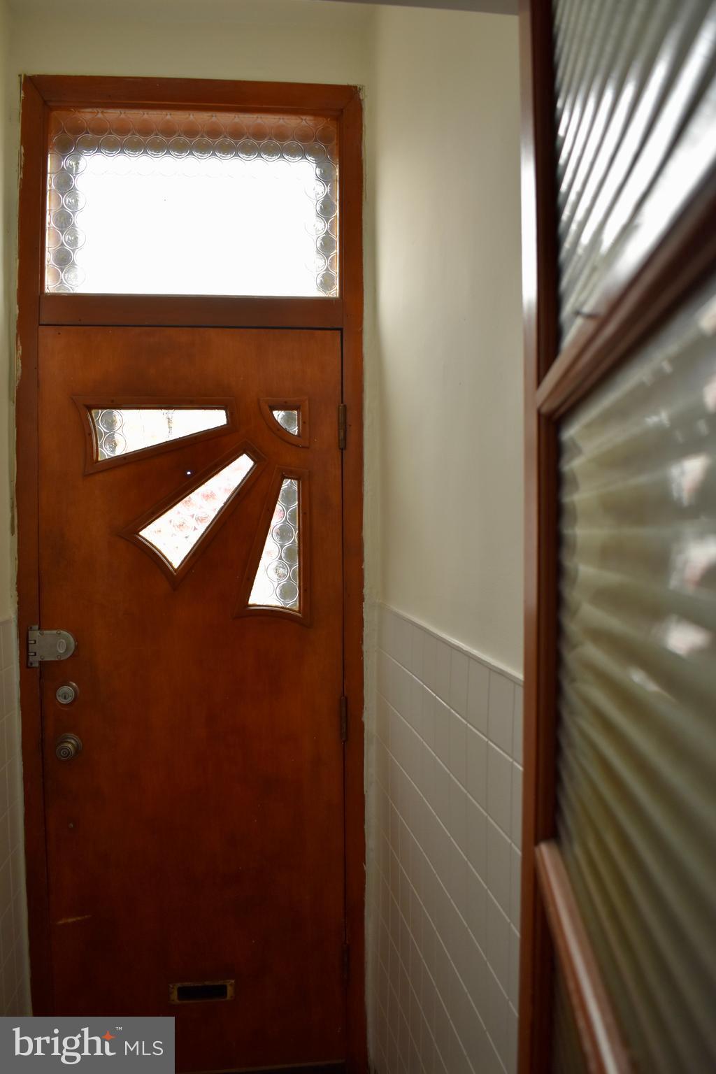 338 Jackson Street Philadelphia, PA 19148 - Photo 3 of 37