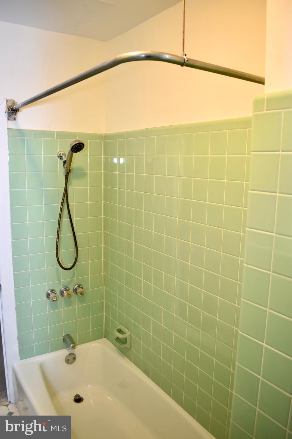 338 Jackson Street Philadelphia, PA 19148 - Photo 21 of 37