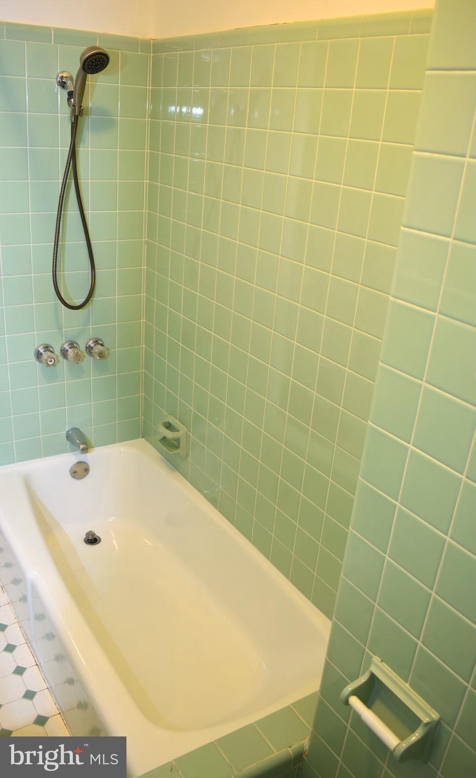 338 Jackson Street Philadelphia, PA 19148 - Photo 22 of 37