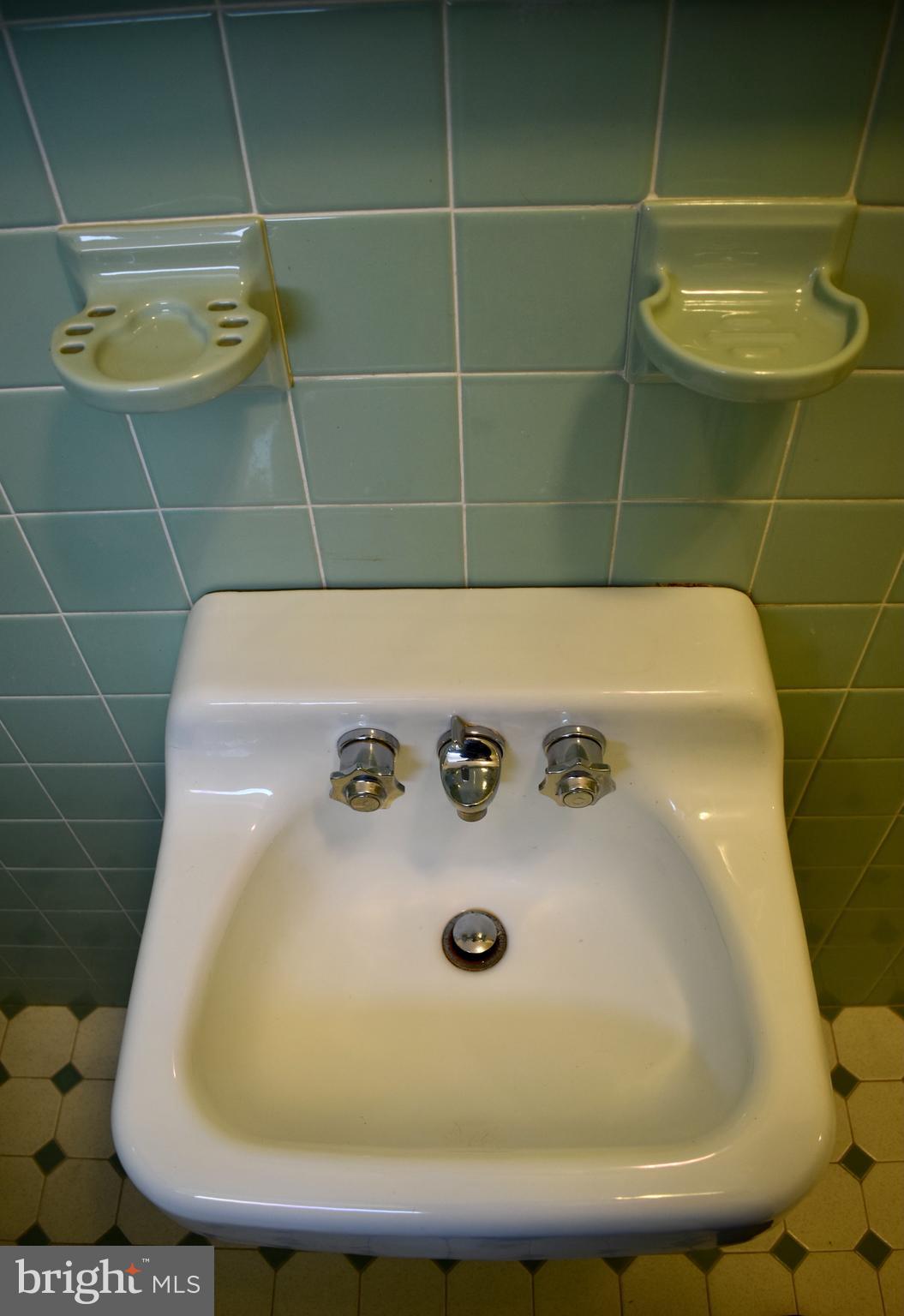 338 Jackson Street Philadelphia, PA 19148 - Photo 24 of 37