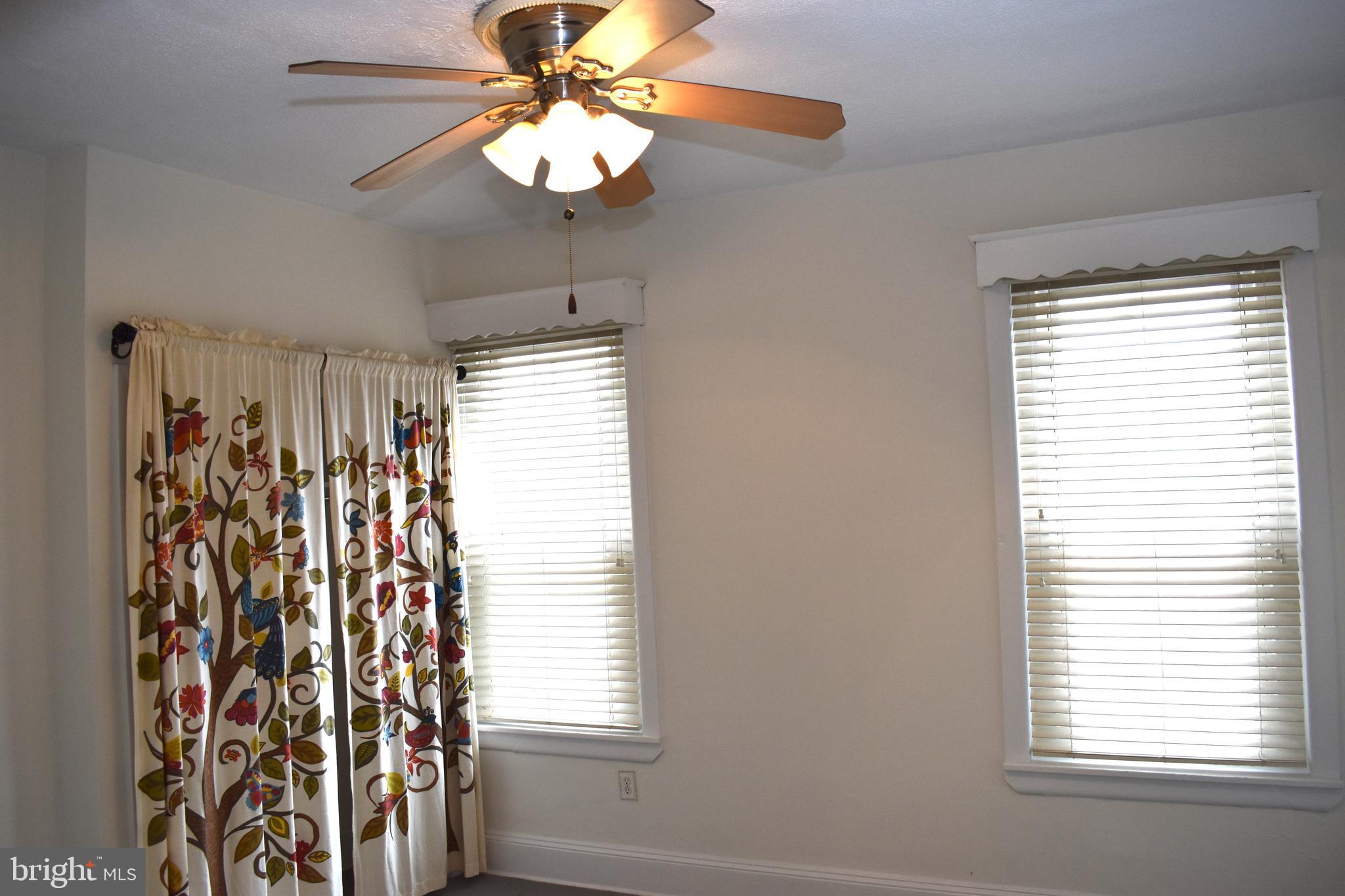 338 Jackson Street Philadelphia, PA 19148 - Photo 33 of 37