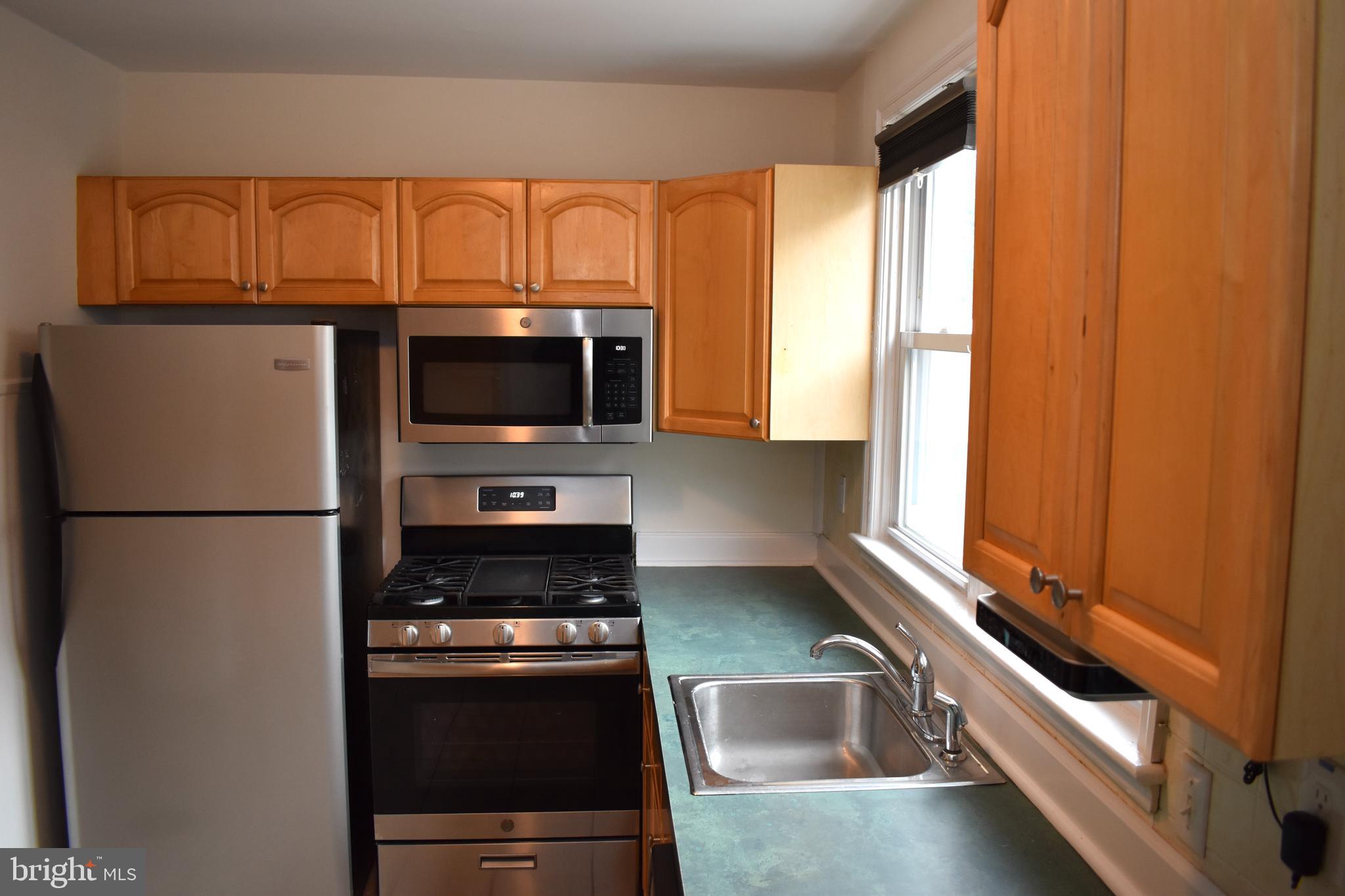 338 Jackson Street Philadelphia, PA 19148 - Photo 8 of 37