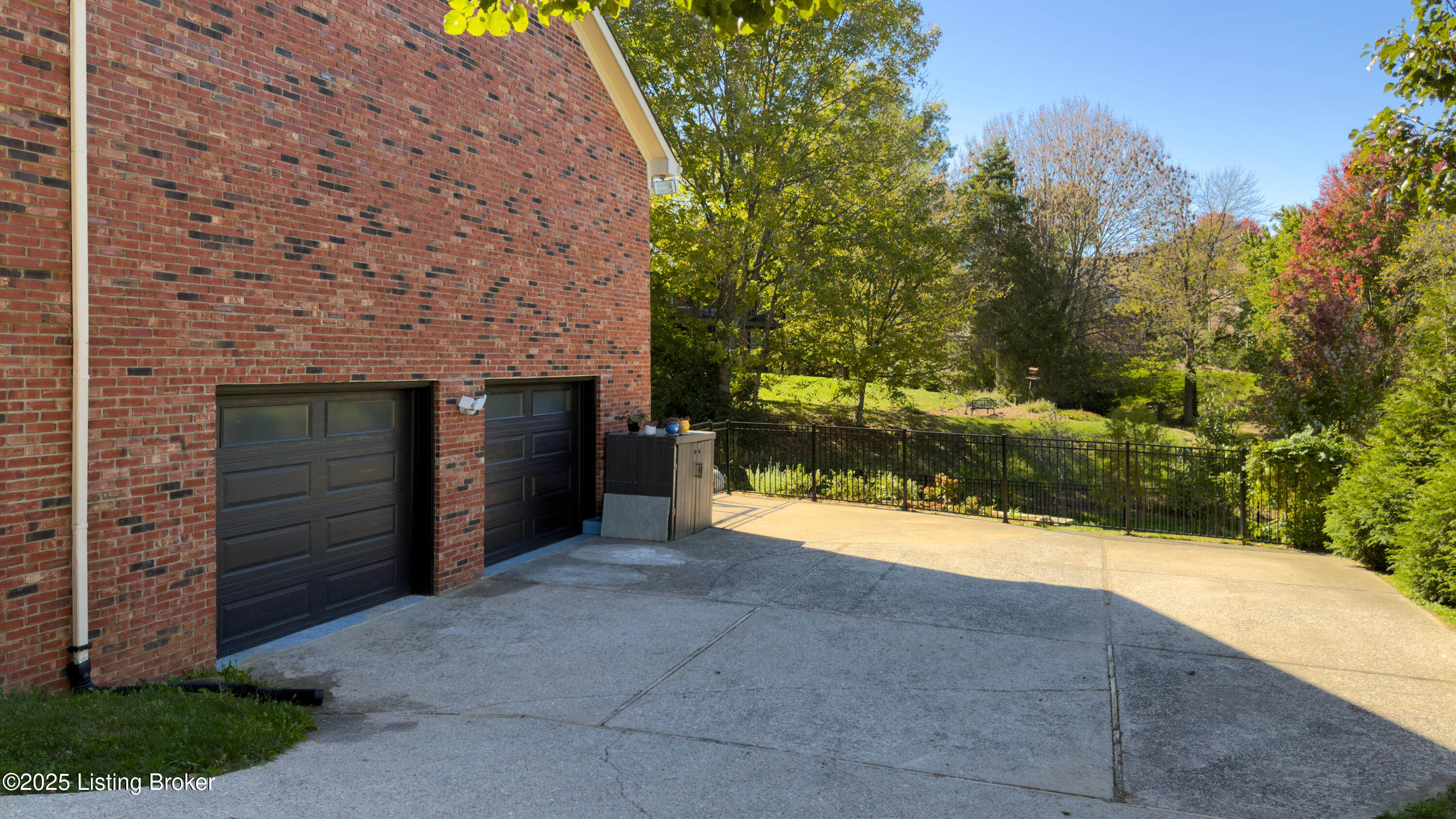 14400 Maple Ridge Place Louisville, KY 40245 - Photo 64 of 67 14400 Maple Ridge Place-62