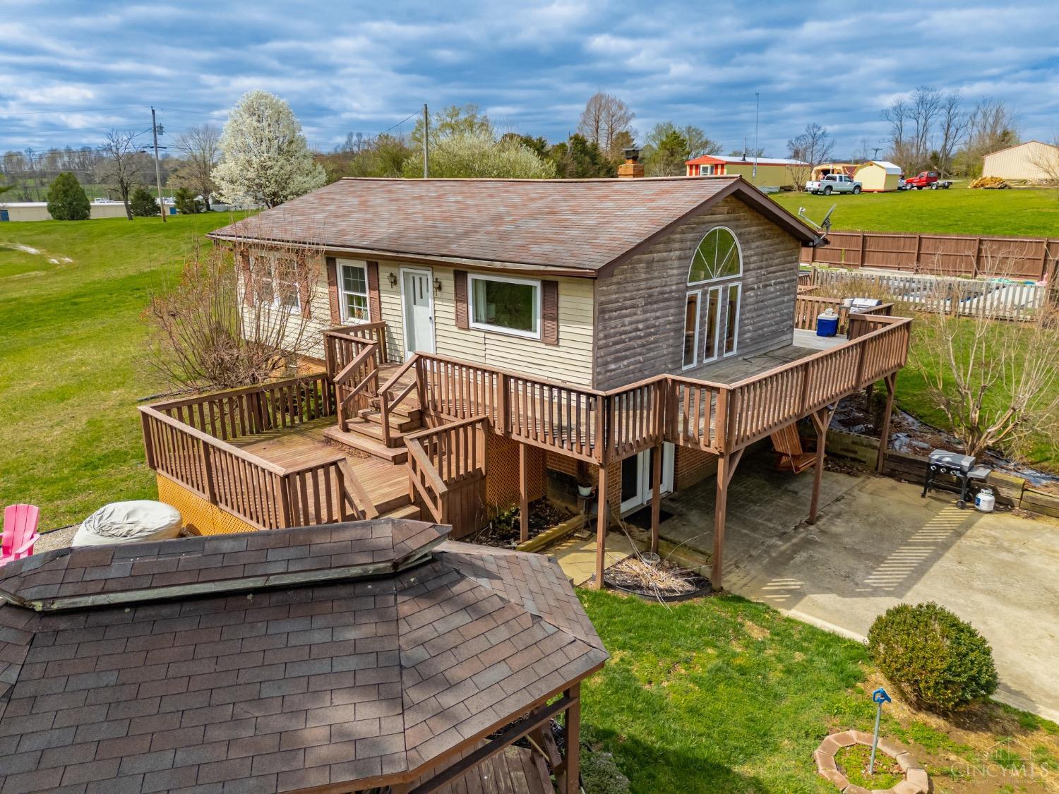 165 Schwartz Road Peebles, OH 45660 - Photo 6 of 40