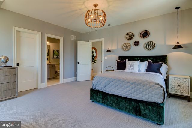 $2,772,180 | 912 Prescott Road, Berwyn, PA 19312